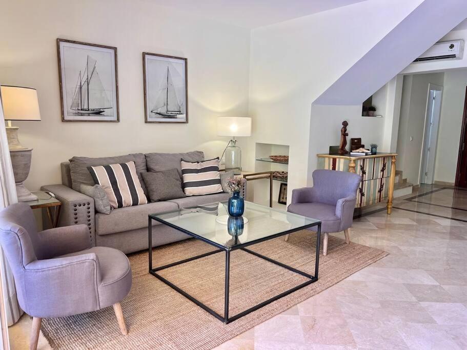 New Modern Townhouse Golden Mile Apartment Marbella
