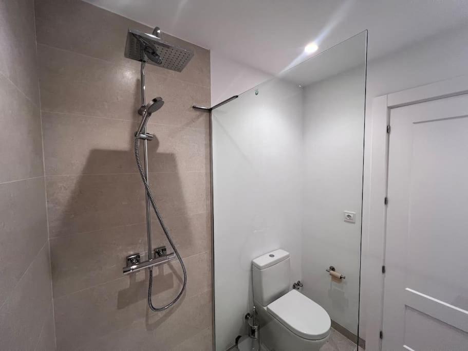 New Modern Townhouse Golden Mile Apartment *